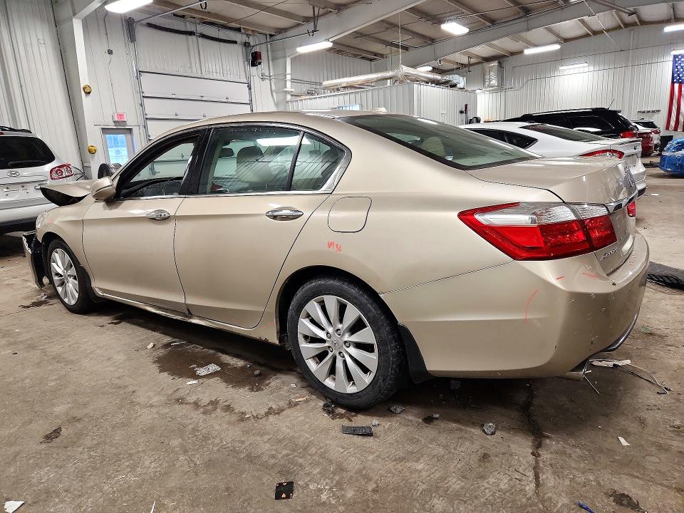 Снимка 2 от търг – 2014 HONDA ACCORD с VIN 1HGCR3F86EA013162
