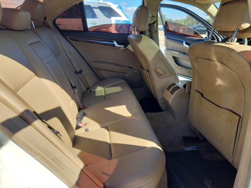 Снимка 10 от търг – 2012 MERCEDES-BENZ C с VIN WDDGF4HB3CR218224