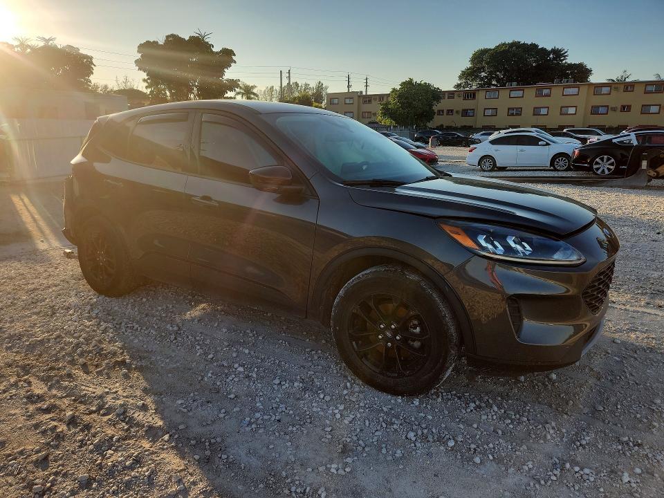 Photo 4 from auction – 2020 FORD ESCAPE with VIN 1FMCU0BZ7LUB94953