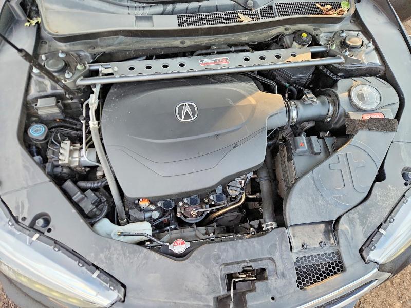 Снимка 11 от търг – 2019 ACURA TLX с VIN 19UUB3F44KA006213