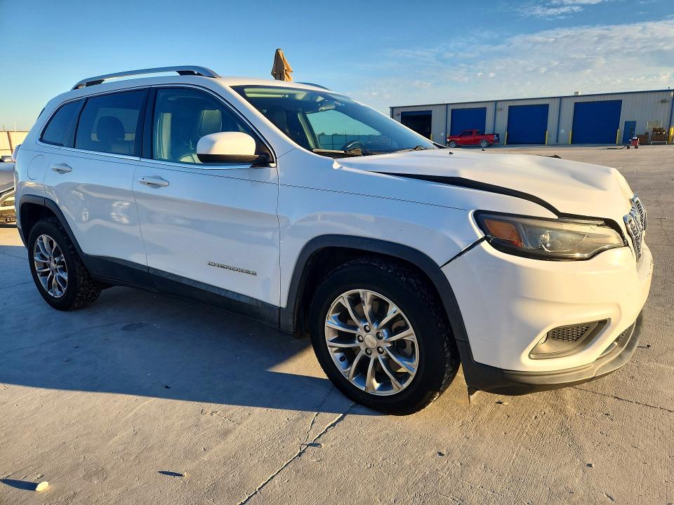 Zdjęcie 4 z aukcji – 2019 JEEP CHEROKEE z VIN 1C4PJLLB5KD232812