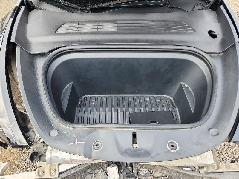 Photo 12 from auction – 2020 TESLA MODEL Y with VIN 5YJYGDEE0LF031426