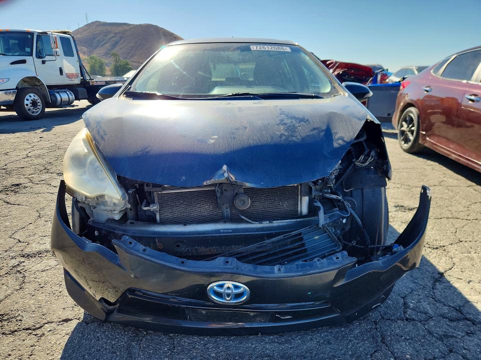 Photo 5 from auction – 2012 TOYOTA PRIUS C with VIN JTDKDTB30C1005932