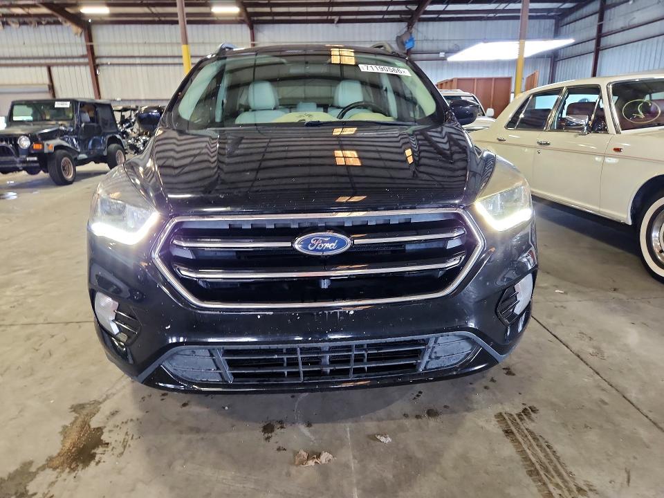 Снимка 5 от търг – 2018 FORD ESCAPE с VIN 1FMCU0HD7JUD00701