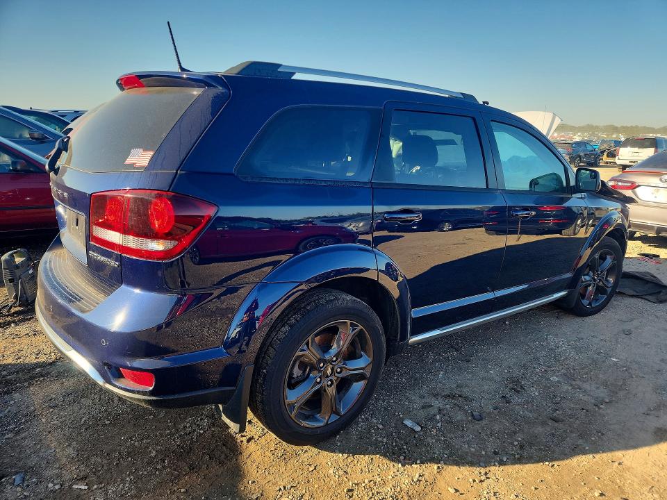 Снимка 3 от търг – 2018 DODGE JOURNEY с VIN 3C4PDDGG8JT505639