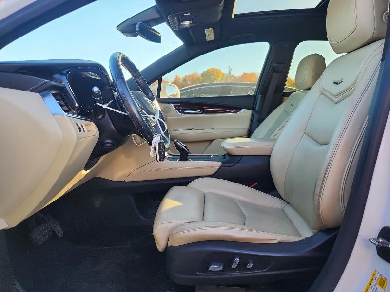 Zdjęcie 7 z aukcji – 2017 CADILLAC XT5 z VIN 1GYKNDRSXHZ309059