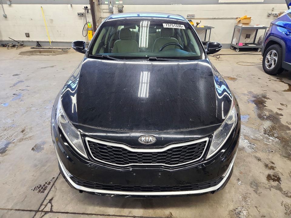 Снимка 5 от търг – 2013 KIA OPTIMA с VIN KNAGM4AD2D5053820