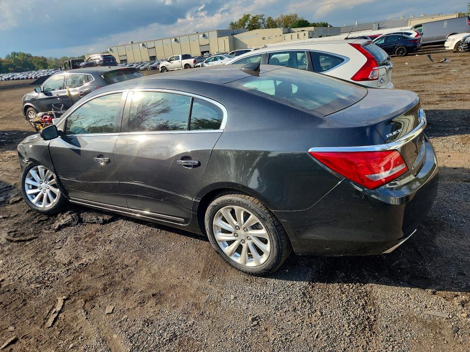 Photo 2 from auction – 2015 BUICK LACROSSE with VIN 1G4GD5G33FF230469