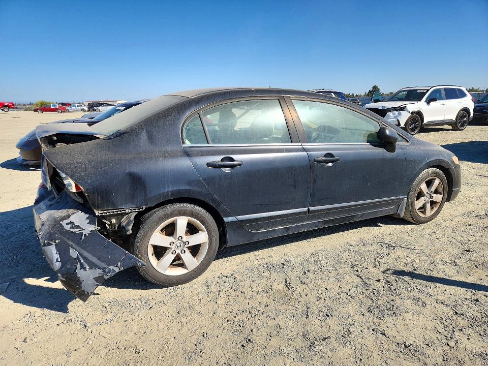 Снимка 3 от търг – 2006 HONDA CIVIC с VIN 1HGFA16846L131693
