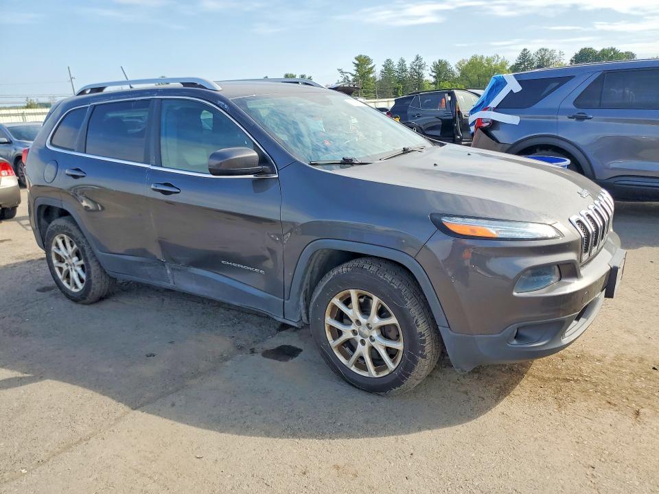 صورة رقم 4 من المزاد - 2014 JEEP CHEROKEE مع VIN 1C4PJMCS2EW244429