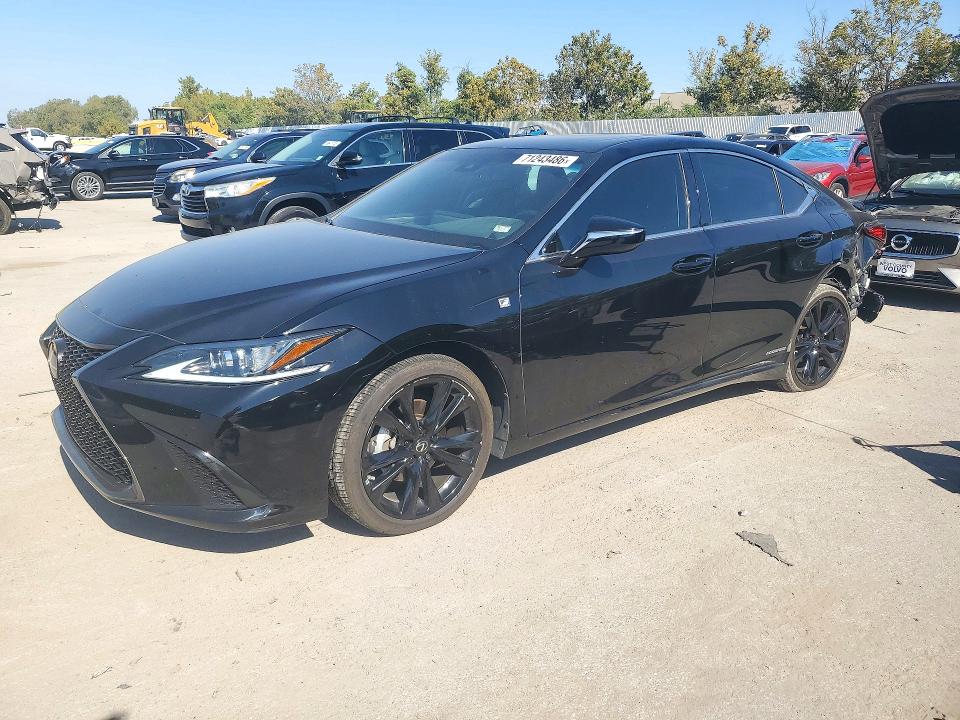 LEXUS ES 300H 2022 с VIN 58AGA1C18NU018594 - Снимка от търг