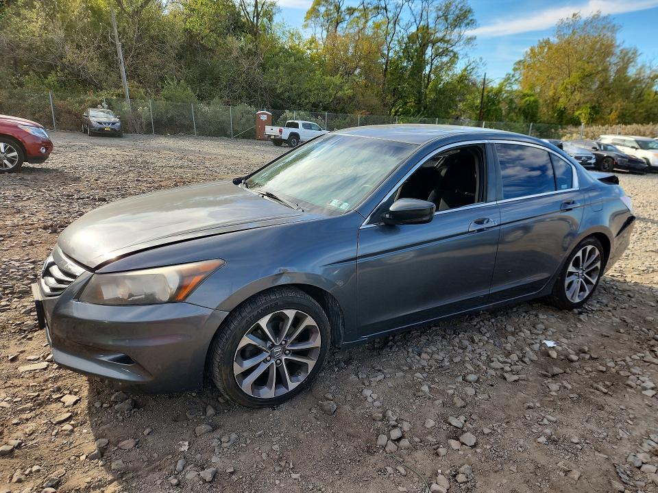 HONDA ACCORD 2012 with VIN 1HGCP2F77CA126381 - Photo from auction
