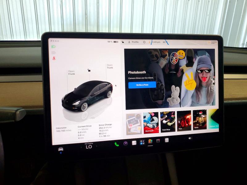 Снимка 9 от търг – 2022 TESLA MODEL 3 с VIN 5YJ3E1EA0NF304475