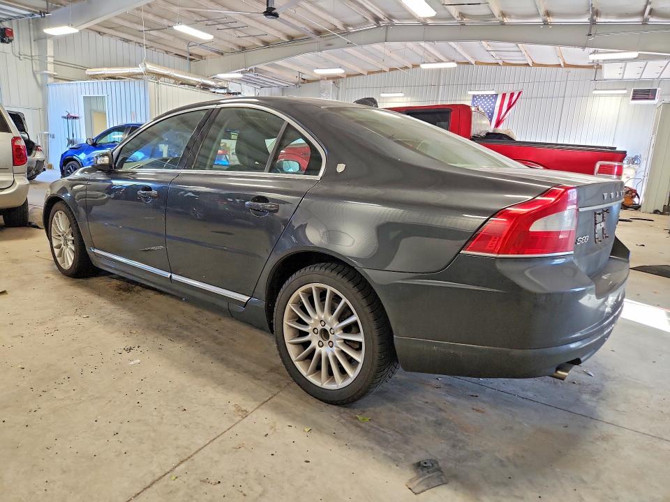 Снимка 2 от търг – 2010 VOLVO S80 с VIN YV1852AR5A1119312