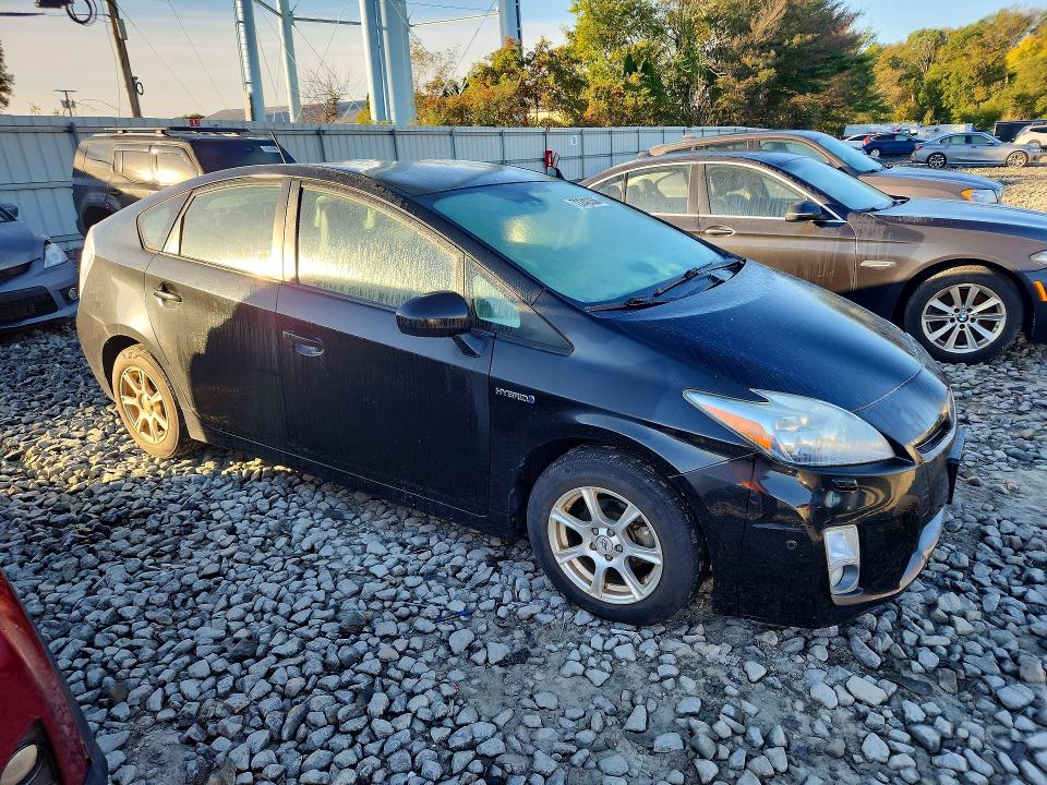 Снимка 4 от търг – 2011 TOYOTA PRIUS с VIN JTDKN3DU4B0259358