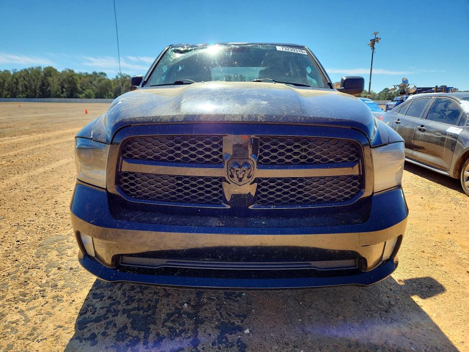 Снимка 5 от търг – 2015 RAM 1500 с VIN 1C6RR6KTXFS553587