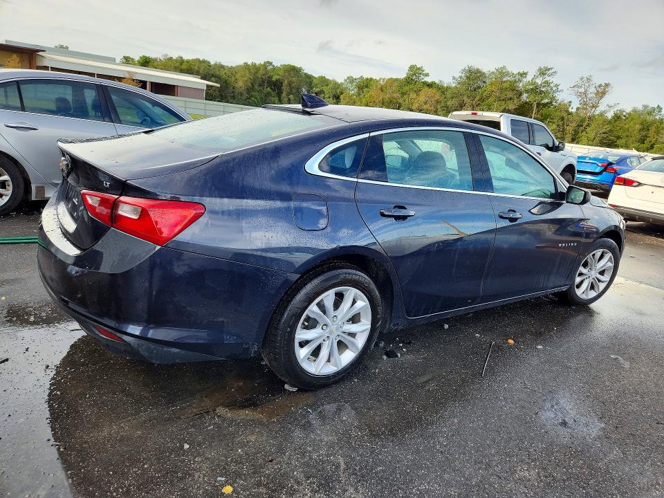 Снимка 3 от търг – 2023 CHEVROLET MALIBU с VIN 1G1ZD5ST4PF136504