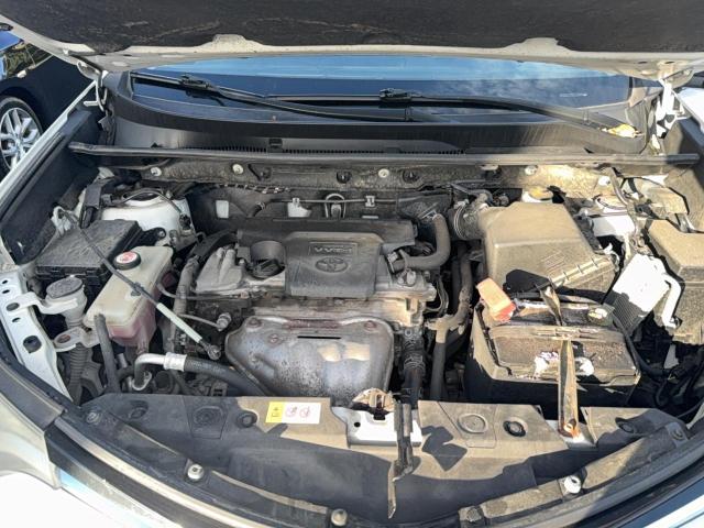 Photo 7 from auction – 2017 TOYOTA RAV4 with VIN JTMBFREV7HJ700751
