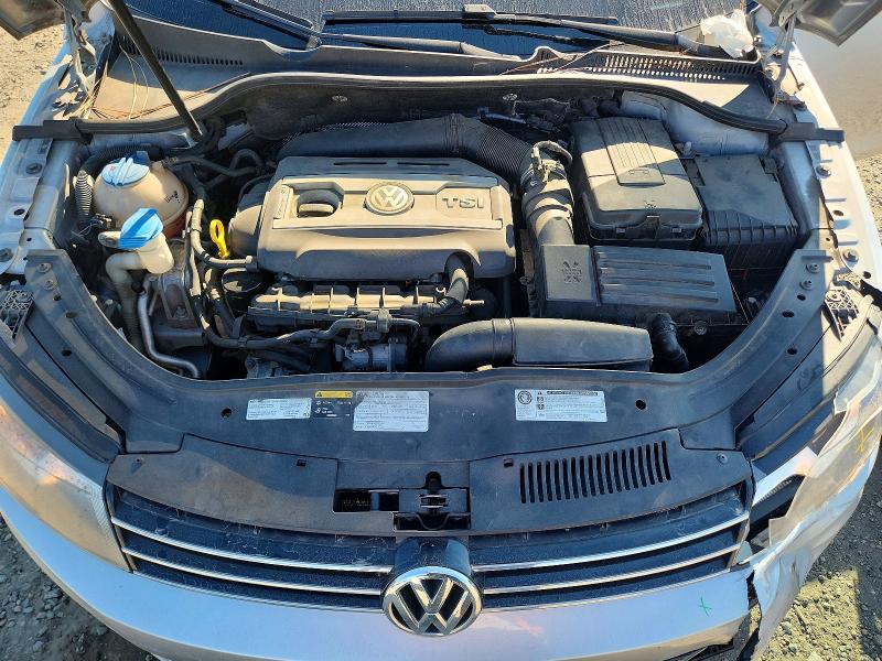 Снимка 11 от търг – 2014 VOLKSWAGEN EOS с VIN WVWBW8AH6EV000881