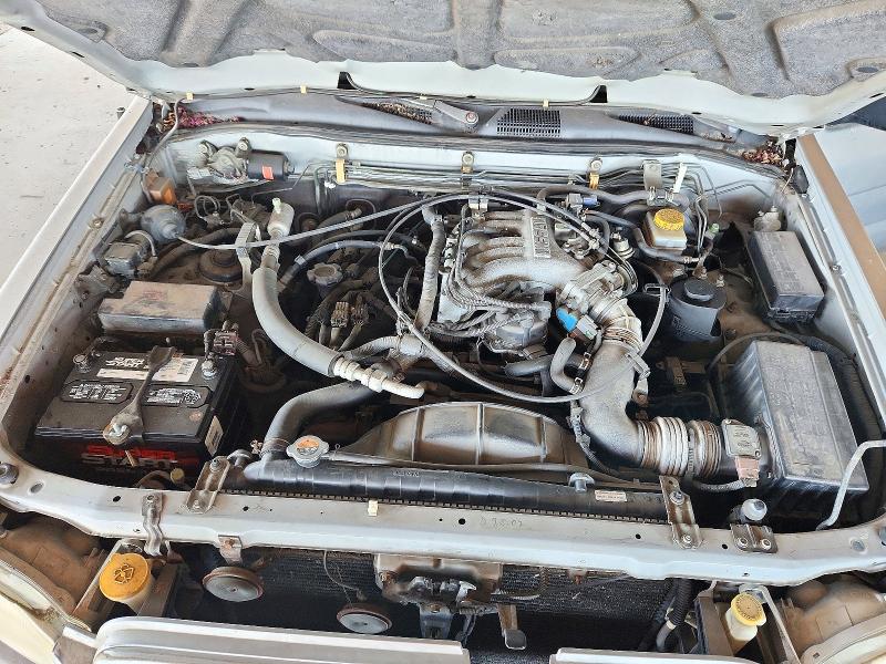 Снимка 12 от търг – 1999 NISSAN PATHFINDER с VIN JN8AR07SXXW359773