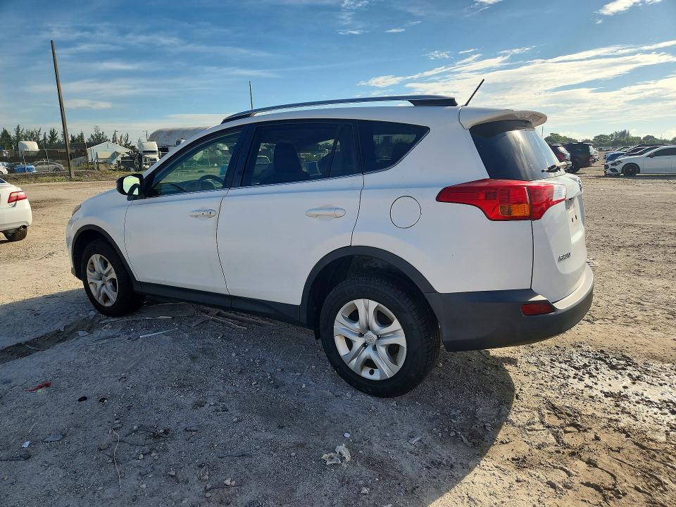 Снимка 2 от търг – 2013 TOYOTA RAV4 с VIN JTMZFREV9D5007357