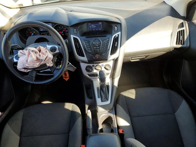 Photo 8 from auction – 2014 FORD FOCUS with VIN 1FADP3F21EL343869