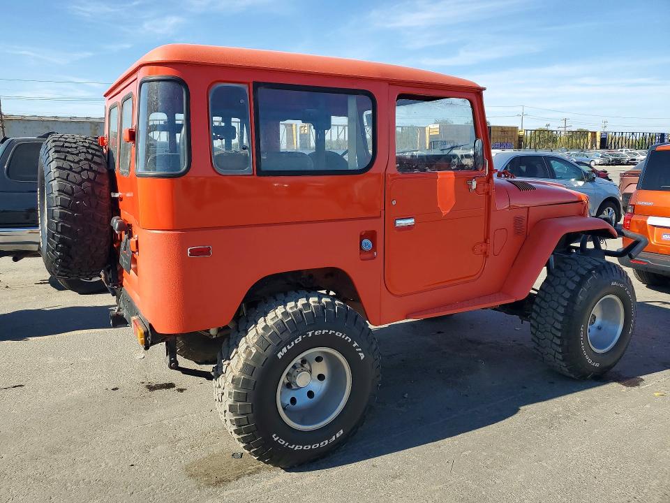 Снимка 3 от търг – 1977 TOYOTA LAND CRUISER с VIN FJ40256384