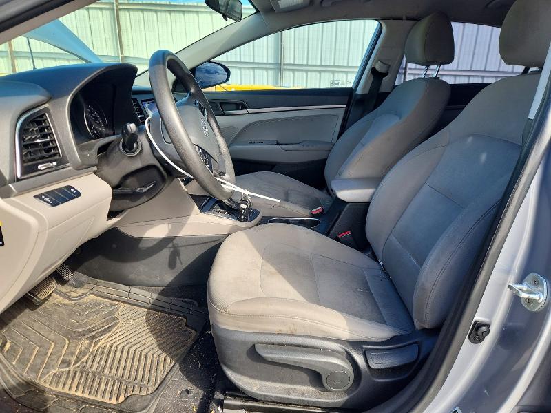 Снимка 7 от търг – 2017 HYUNDAI ELANTRA с VIN 5NPD74LF6HH197372