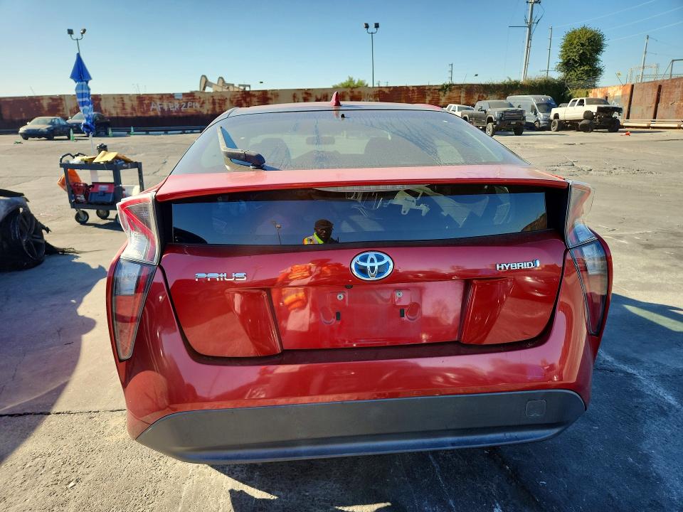 Zdjęcie 6 z aukcji – 2016 TOYOTA PRIUS z VIN JTDKBRFU6G3524134