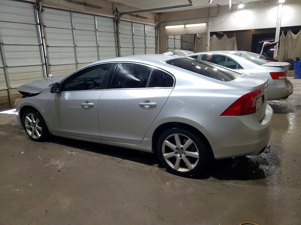 Photo 2 from auction – 2016 VOLVO S60 with VIN YV126MFK9G2405306