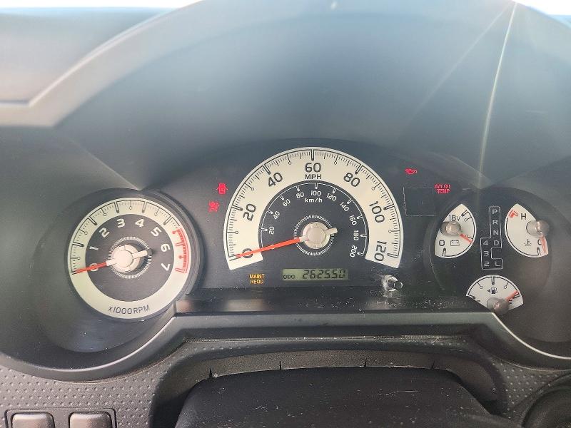 Снимка 9 от търг – 2007 TOYOTA FJ CRUISER с VIN JTEBU11F970058300