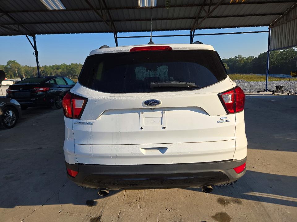 Photo 6 from auction – 2019 FORD ESCAPE with VIN 1FMCU9GDXKUA58851