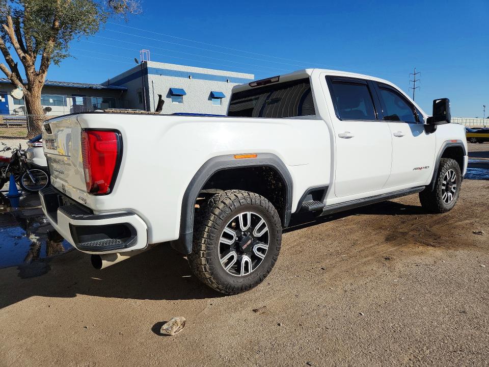 Снимка 3 от търг – 2022 GMC SIERRA с VIN 1GT49PEY4NF142564