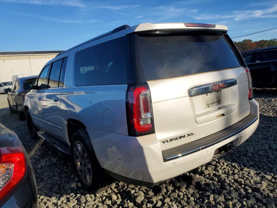 Снимка 2 от търг – 2016 GMC YUKON XL с VIN 1GKS2HKJXGR247348