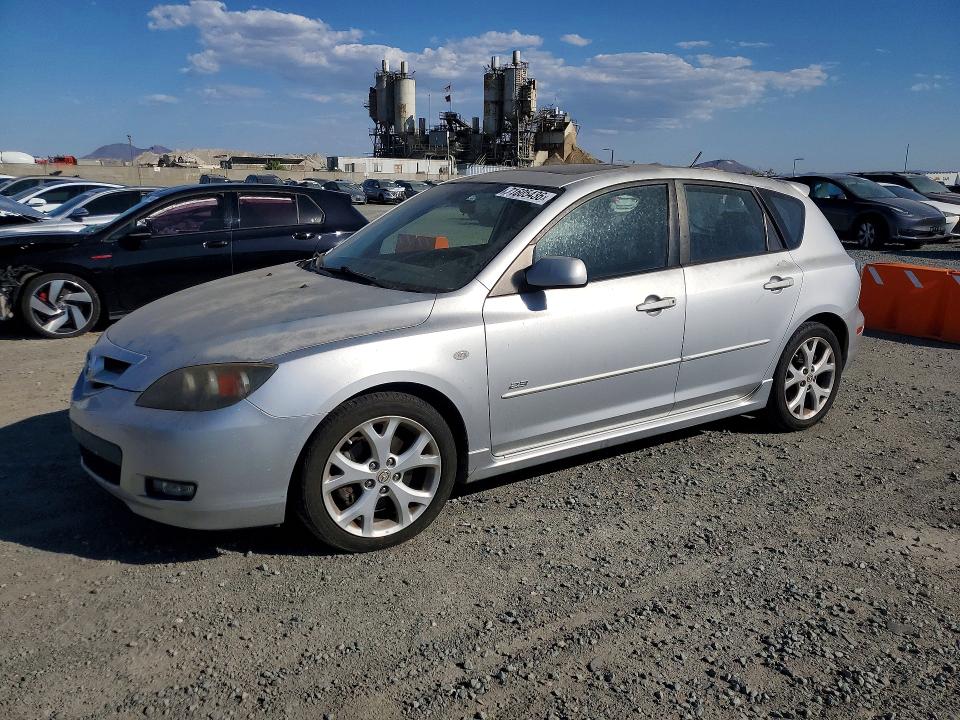MAZDA 3 2008 с VIN JM1BK344881827915 - Снимка от търг