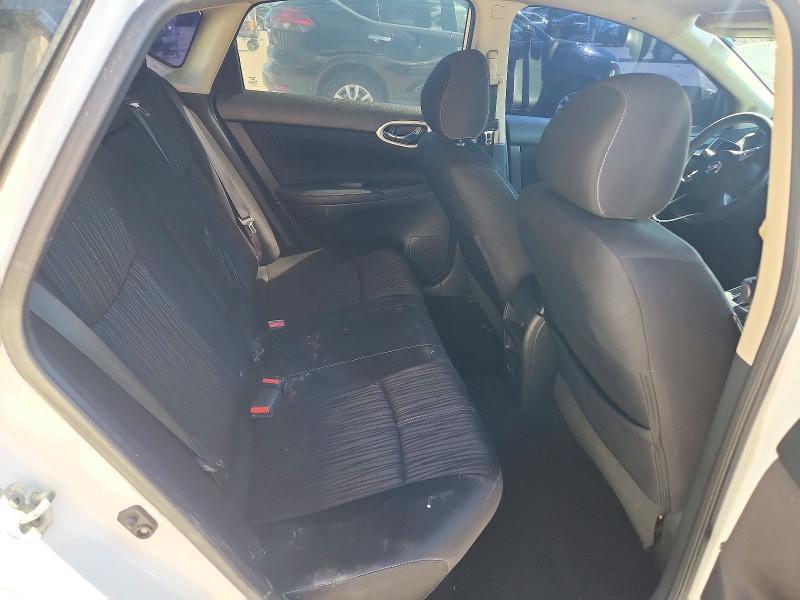 Photo 10 from auction – 2018 NISSAN SENTRA with VIN 3N1AB7AP0JY297686