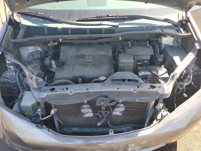Photo 12 from auction – 2014 TOYOTA SIENNA with VIN 5TDKK3DC4ES443216