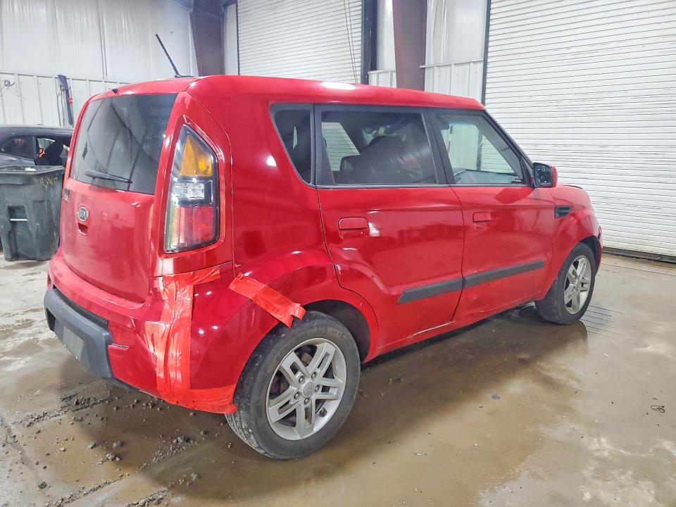 Photo 3 from auction – 2010 KIA SOUL with VIN KNDJT2A26A7177913