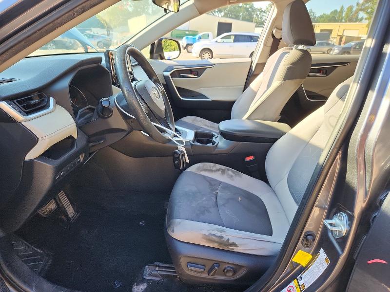 Снимка 7 от търг – 2019 TOYOTA RAV4 с VIN JTMW1RFV9KD009256