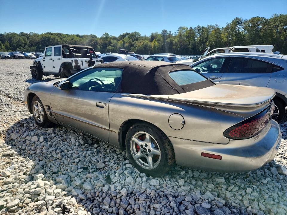 Photo 2 from auction – 2001 PONTIAC FIREBIRD with VIN 2G2FS32K412114222