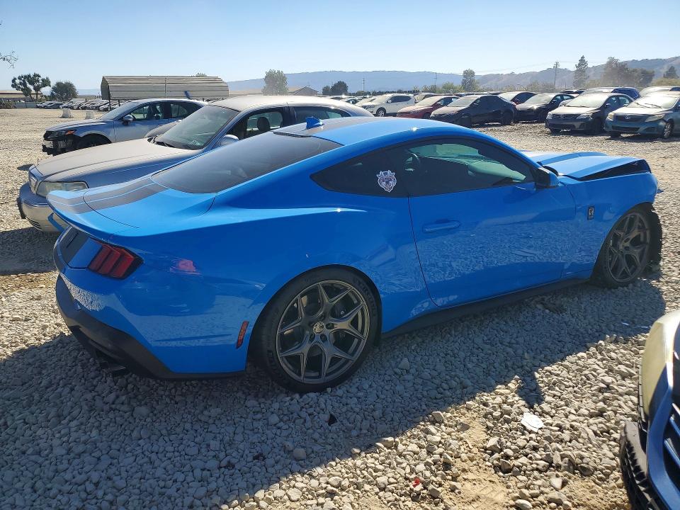 Снимка 3 от търг – 2025 FORD MUSTANG с VIN 1FA6P8CF9S5419013