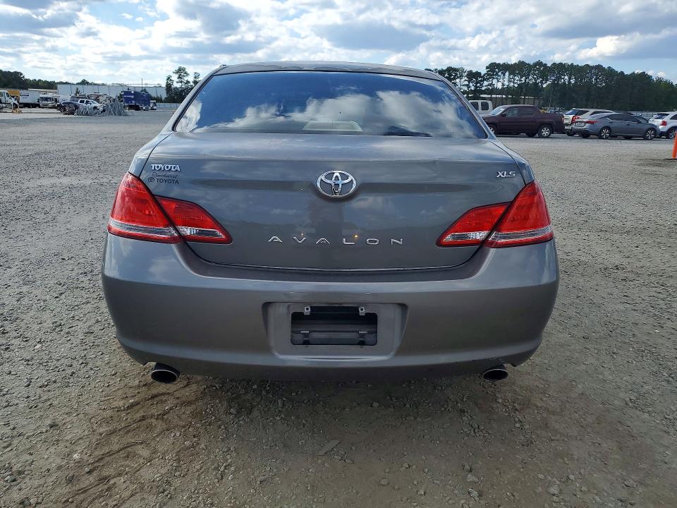 Снимка 6 от търг – 2005 TOYOTA AVALON с VIN 4T1BK36B25U040086