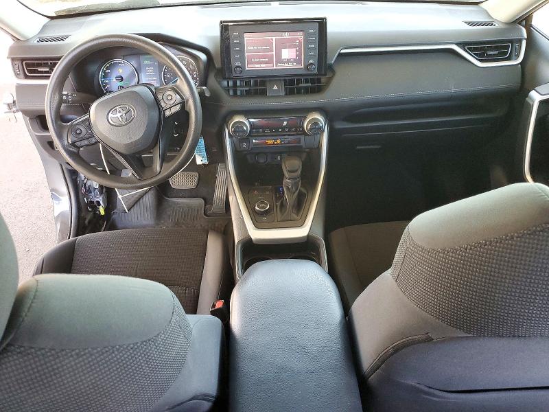 Photo 8 from auction – 2019 TOYOTA RAV4 with VIN 2T3MWRFV4KW046016