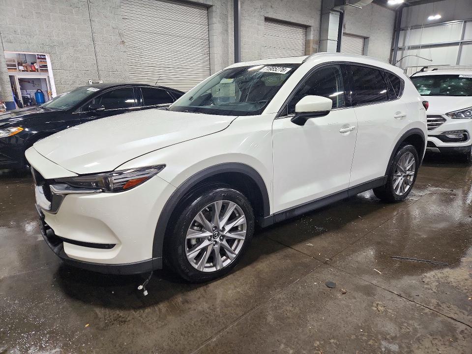 MAZDA CX-5 2019 с VIN JM3KFBDY3K0523767 - Снимка от търг