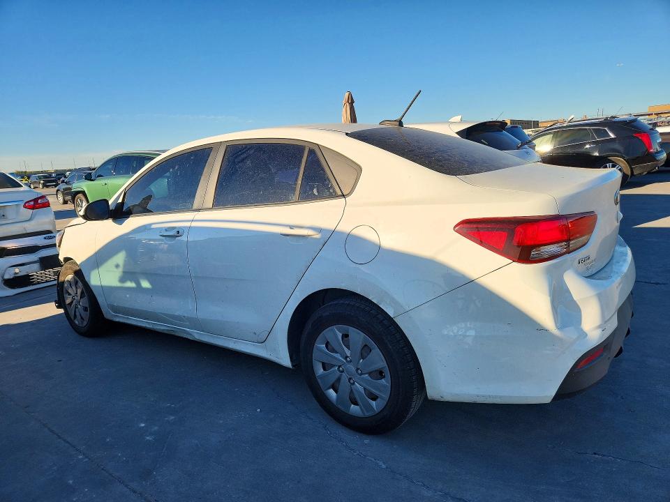 Снимка 2 от търг – 2019 KIA RIO с VIN 3KPA24AB5KE254433