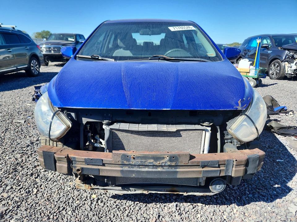 Снимка 5 от търг – 2012 HYUNDAI ACCENT с VIN KMHCU4AE6CU181293