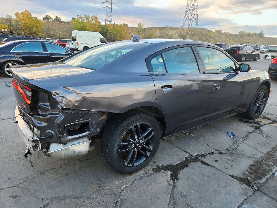 Снимка 3 от търг – 2019 DODGE CHARGER с VIN 2C3CDXJGXKH505505