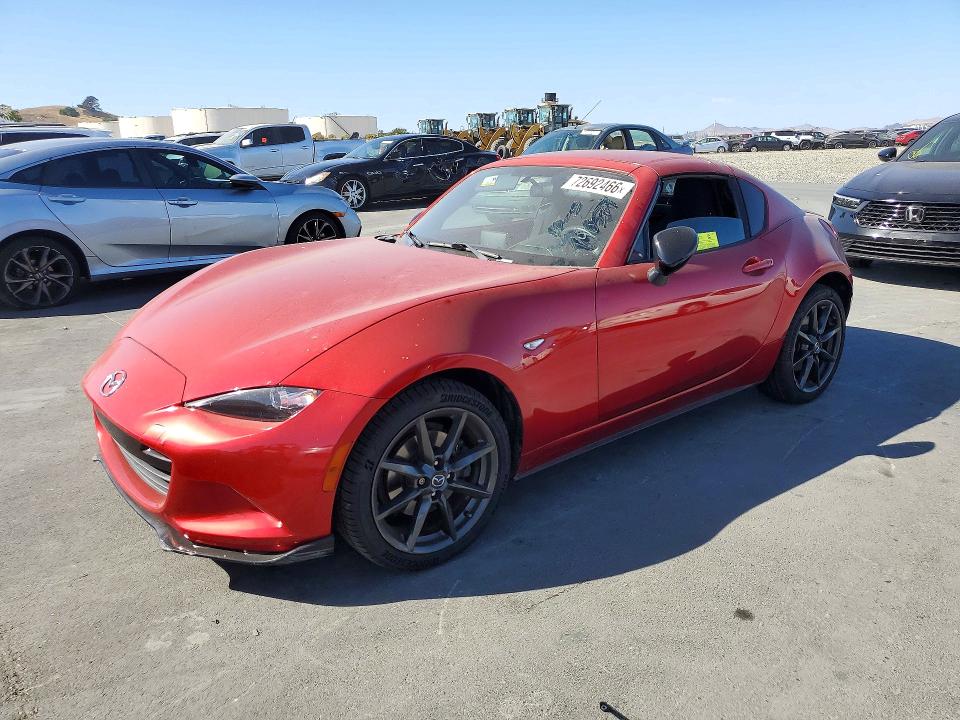 Снимка 1 от търг – 2017 MAZDA MX-5 MIATA с VIN JM1NDAL75H0101202