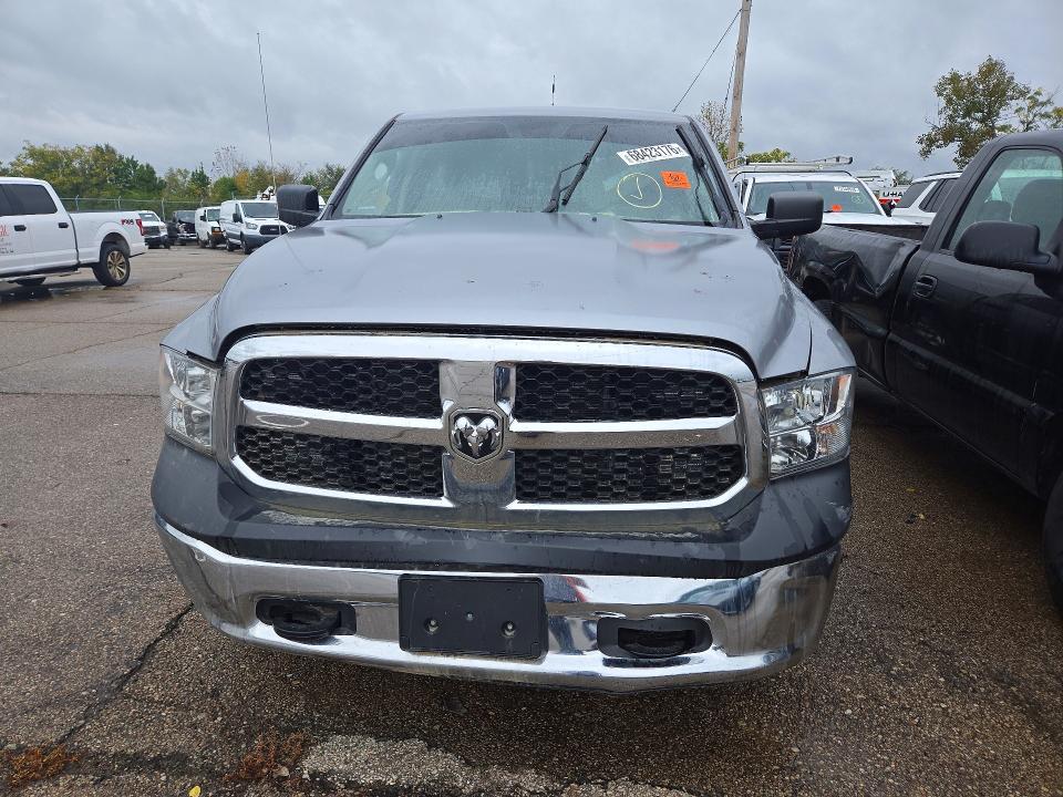 Снимка 5 от търг – 2023 RAM 1500 CLASSIC с VIN 1C6RR7XT7PS599362