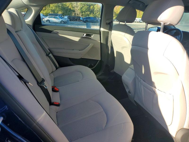 Photo 10 from auction – 2018 HYUNDAI SONATA with VIN 5NPE34AF9JH669136
